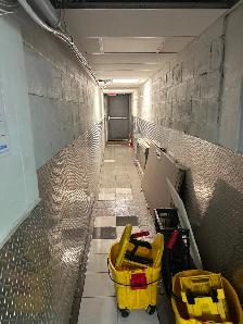CLEANS (NOT HIRING) FLEXIBLE AND READY - Photo 3