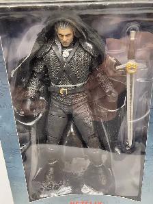 Geralt of Rivia The Witcher Netflix Figure  NEW - Photo 2