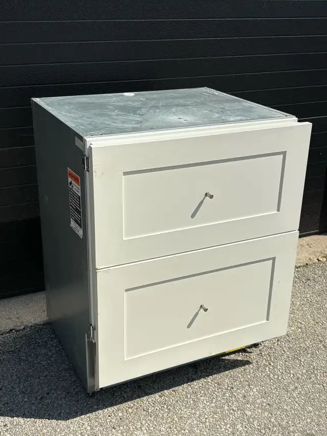 Sub-Zero 700BF2 Double Drawer Freezer 27' Tested