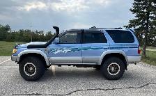 Toyota Hilux Surf - Photo 2