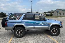 Toyota Hilux Surf - Photo 4