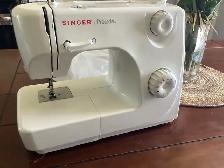 sewing machines - Photo 2