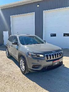 2022 Jeep Cherokee Sport