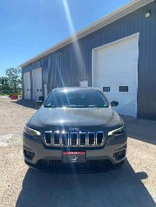 2022 Jeep Cherokee Sport - Photo 2