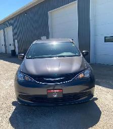 2017 Chrysler Pacifica LX - Photo 4