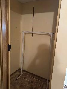 Basement suite - Photo 7