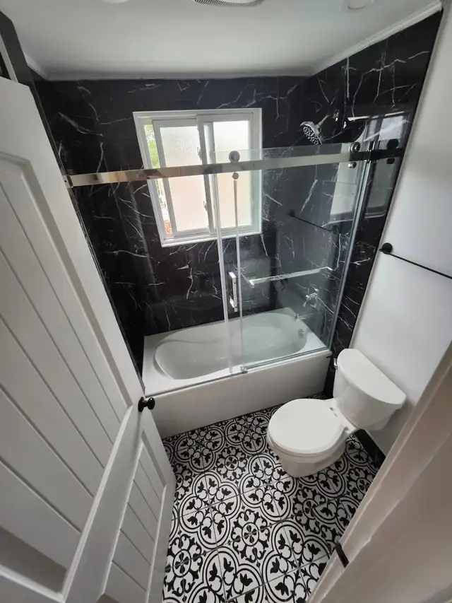 4 1/2 Rénové haut triplex Libre maint ou juillet Honor.Beaugrand