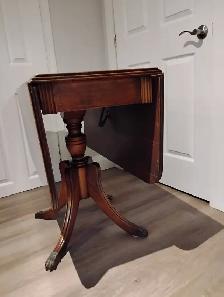 Antique Table - Photo 2