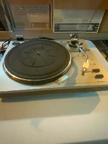 Sanyo TP 1010 Turntable & Akai AP 100C turntable. - Photo 5