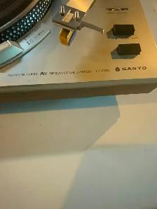 Sanyo TP 1010 Turntable & Akai AP 100C turntable. - Photo 6