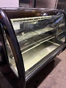 5/FT CURVED GLASS DELI/BAKERY DISPLAY COOLER - Photo 6