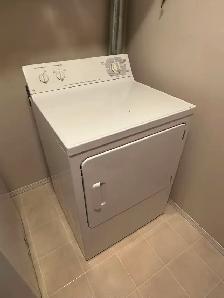 Electric GE dryer.
