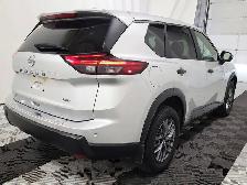 2025 Nissan Rogue S AWD - Backup Cam, Blind Spot Sensor, Rear De - Photo 4