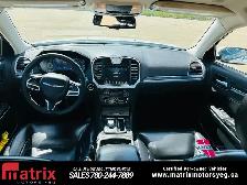 2022 Chrysler 300 Touring L - Photo 17