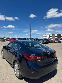 2016 Mazda MAZDA3 GT : Low Mileage - Photo 4