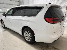 Chrysler Pacifica Touring-L TA 2024 à vendre - Photo 8