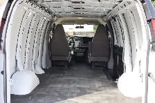 2025 Chevrolet Express Cargo Van RWD 2500 135' - Photo 14