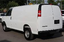 2025 Chevrolet Express Cargo Van RWD 2500 135' - Photo 18