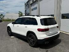 2021 Mercedes-Benz GLB GLB250 4MATIC - 7SEATER|NIGHT PKG|CARBON - Photo 4
