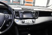2017 Toyota RAV4 XLE AWD Hybrid - SUNROOF|CAMERA|BLINDSPOT - Photo 14