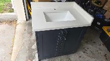 Bathroom vanity good condition