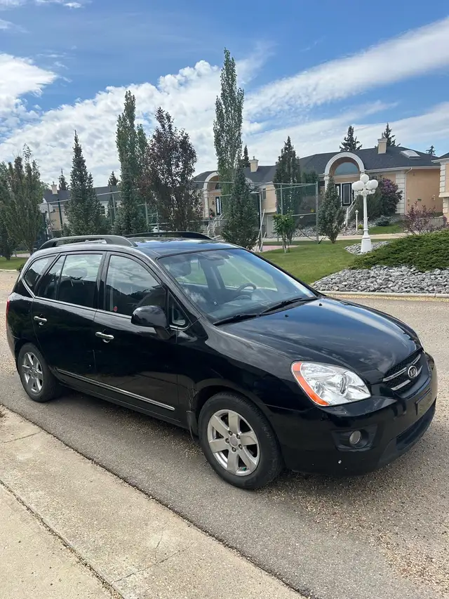 2009 Kia Rondo EX