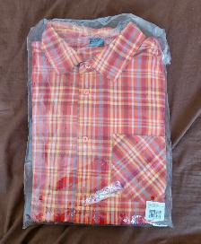 NEW MEN'S SHORT SLEEVE SHIRT (LARGE - 2 QTY)