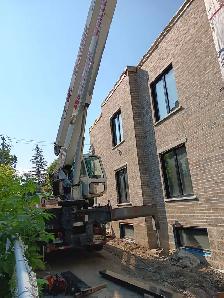 Contruction Workers - Photo 10