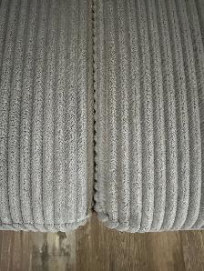 Leon’s Couch - Photo 3