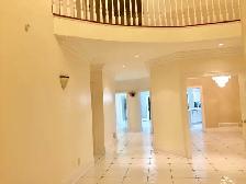 Caledon 5 2 bedrooms,lots parking,pool,ravine - Photo 2