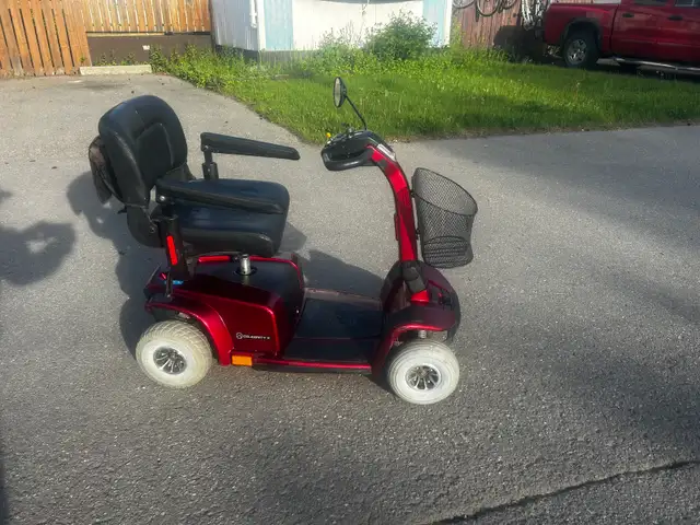 Pride Mobility celeberty X  Scooter