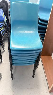 Tables d’école et chaises - Photo 9