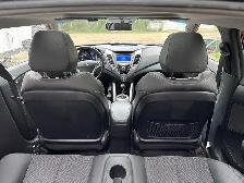 2015 Hyundai Veloster - Photo 8