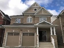 4 Bedrooms House For Rent