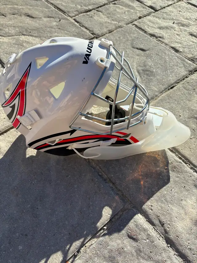 Kids Vaughn Street Hockey Helmet
