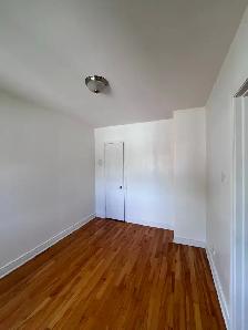 4 ½ À LOUER ST-MICHEL – ÉLECTROS NEUFS INCLUS – 2 CHAMBRES - Photo 6