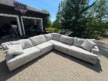 Huge Sectional Couch 4 years old - Photo 2