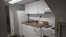 Basement For Rent in Scarborough 1 bedroom - Photo 7