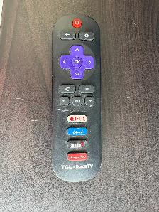 32' Smart TV - Photo 2