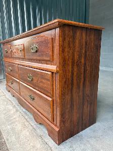 7 Drawer Dresser - Photo 2