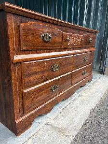 7 Drawer Dresser - Photo 4