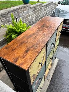 Beautiful 9 Drawer Cabinet - Photo 4