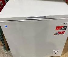 Frigidaire 7 cu Chest Freezer - Photo 2