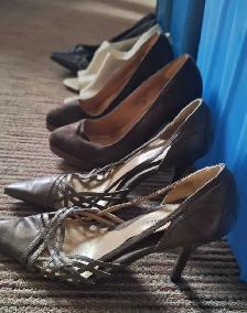 Huge lot 16 pairs women's shoes sizes 7 to 7 1/2 - Photo 2