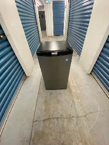 STAINLESS STEEL MINI REFRIGERATOR - Photo 4
