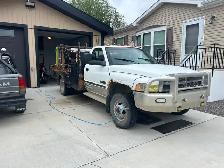 Welding Truck with Deck - Photo 2