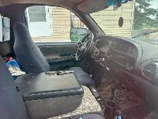 Welding Truck with Deck - Photo 5