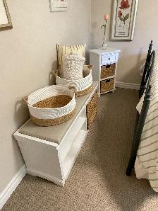 Spacious, newly renovated, 1 bedroom basement apt by Kipling Stn - Photo 2