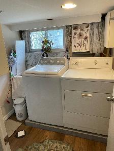 Spacious, newly renovated, 1 bedroom basement apt by Kipling Stn - Photo 8