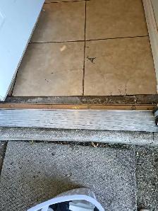 cleaning home/carpet/upholstery/deep clean/standard clean - Photo 5